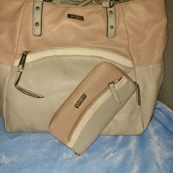 Jessica Simpson Bag/Wallet set - Picture 13 of 13